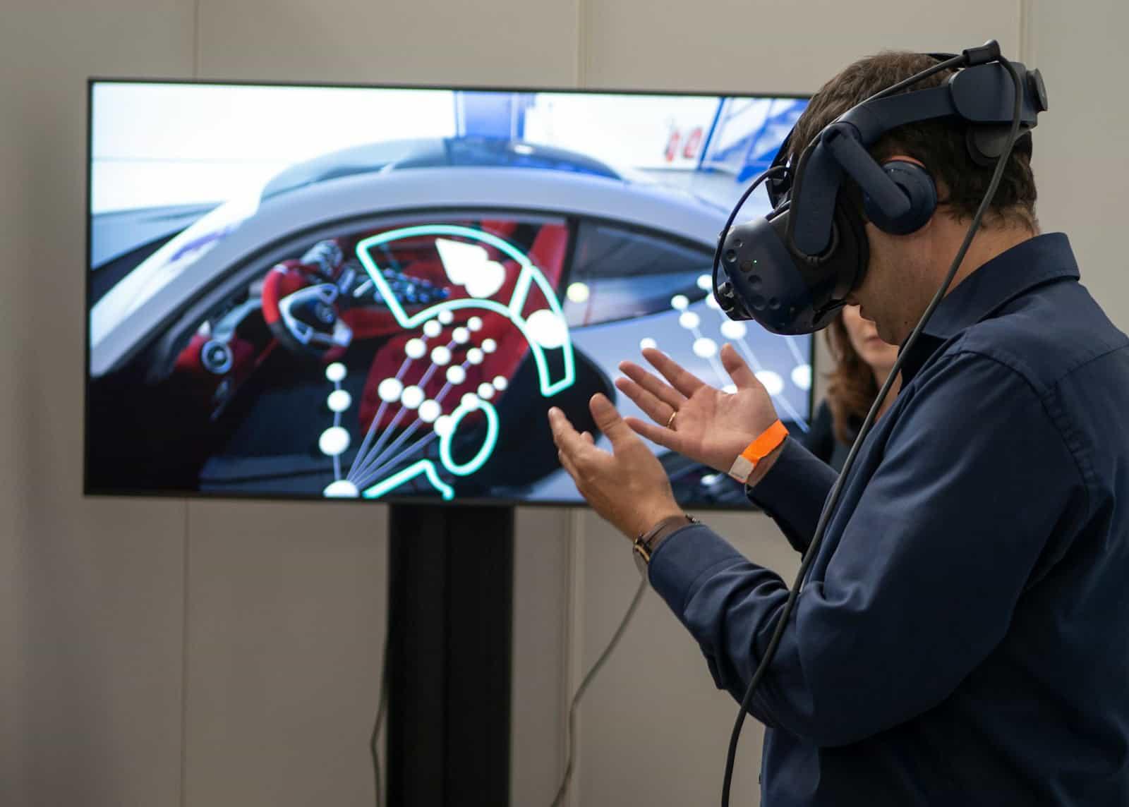 The Role of Virtual Reality in Modern Race Track Design
